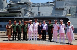 Tàu chiến Hải quân Australia HMAS Ballarat cập Cảng Tiên Sa thăm Đà Nẵng 